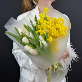 Весеннее настроение из тюльпанов и мимозы №18