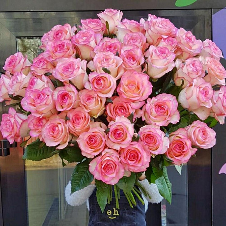 Букет из 51 бело-розовой розы - Фото 1