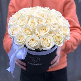 Букет цветов "Бант цвета лаванды"