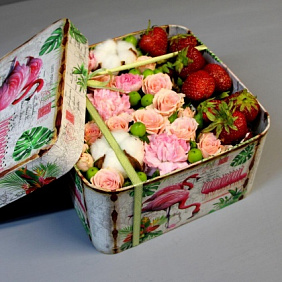 Букет цветов "Клубничное Мохито"
