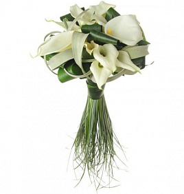 Букет невесты из 13  белых калл