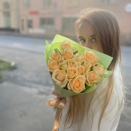 Букет из 15 кремовых роз №162 - Фото 1