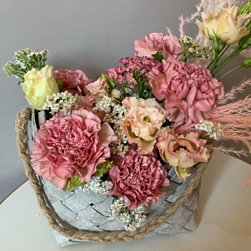 Корзина цветов №177