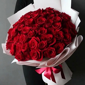 Классика в белом из 51 розы