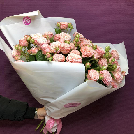 Букет из 19 кустовых роз №163 - Фото 1