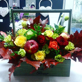 Композиция с яблоками