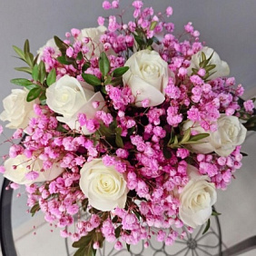 Цветы в коробке «Ласковая»