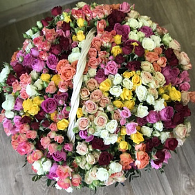 151 кустовая Роза в корзине №2