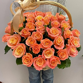 Корзина с цветами №368