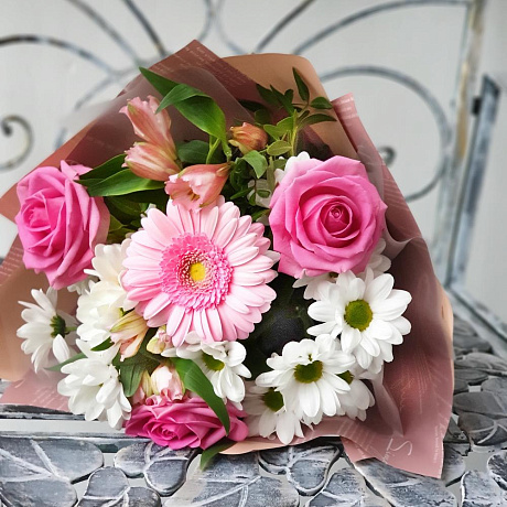 Букет из роз и хризантем Школьный вальс №161 - Фото 1
