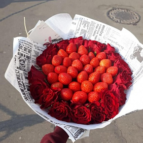 Клубничный букет №161