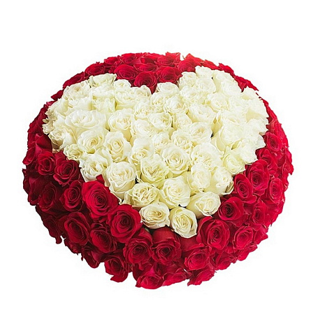 Букет из 75 красных и белых роз Сердцем - Фото 1