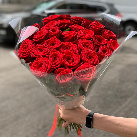Букет из 29 красных роз №160 - Фото 1