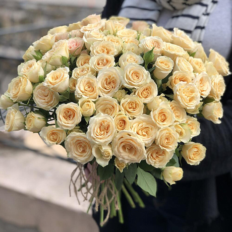 Букет из 35 кустовых роз №162 - Фото 1