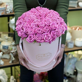 Розы в шляпной коробке (45)