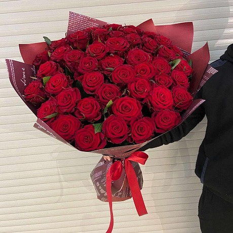 Букет из роз Ред Найоми - Фото 1