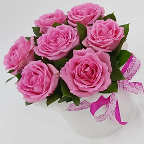 Розовые розы в жемчужной коробке №161
