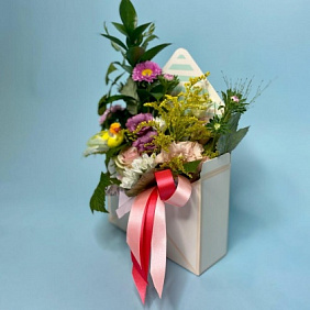 Композиция цветов "Письмо к осени"