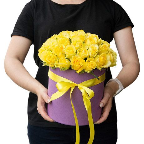 25 желтых роз в сиреневой шляпной коробке №62 - Фото 1