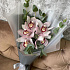 Букет из 5 орхидей и эвкалипта - Фото 1