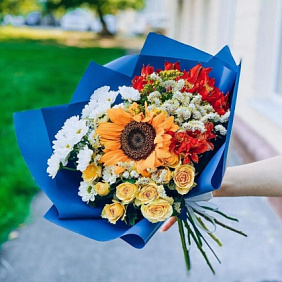 Букет цветов "Лазурный бриз"