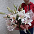 Букет цветов Нежные лилии - Фото 1