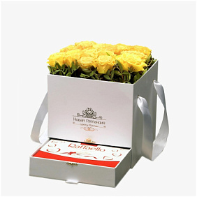 Белая коробка шкатулка 25 желтых роз Raffaello в подарок №403