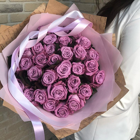 Фиолетовые розы в дизайнерской упаковке №160 - Фото 2