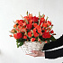 Яркая оранжевая корзина с розами - Фото 3