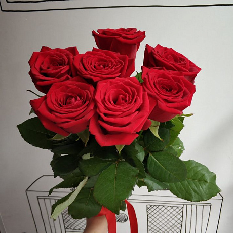 Букет из 5 красных роз №162 - Фото 1